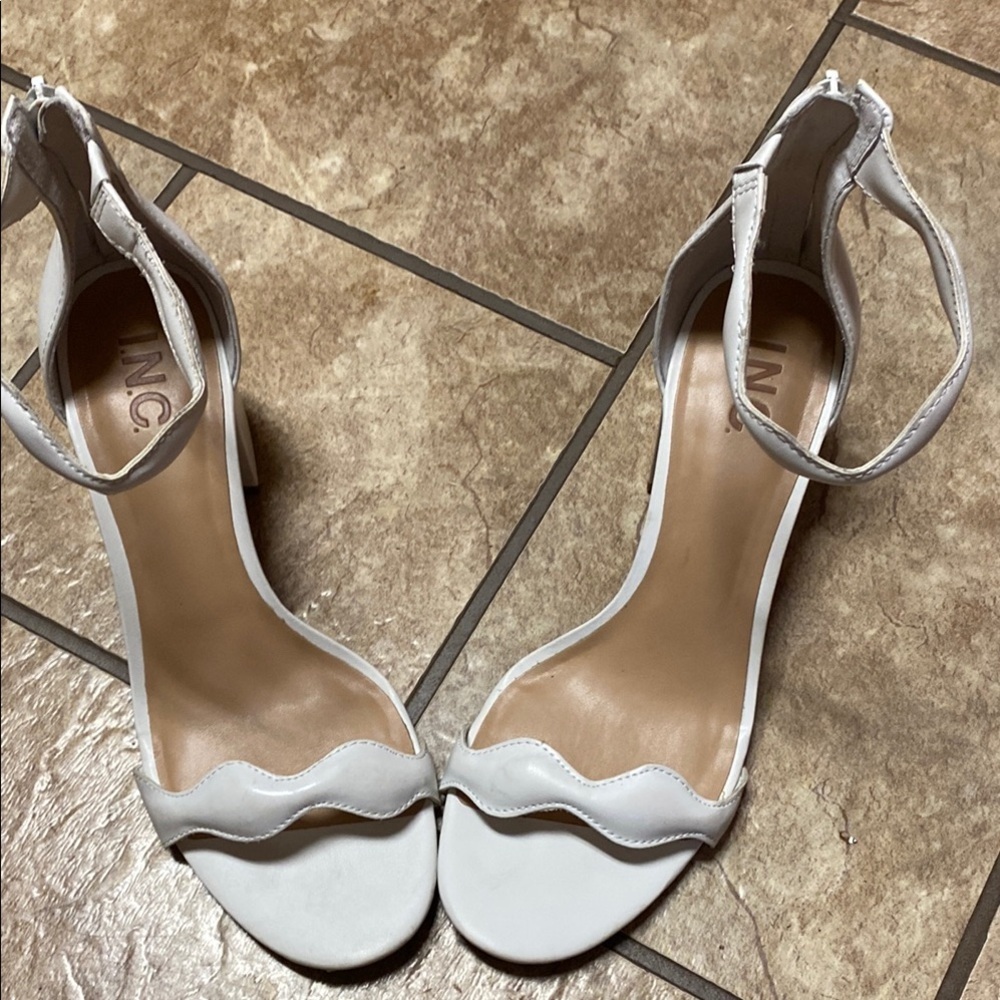 INC International Concepts Women's White Size 9M Sandals Summer Wedding Guest